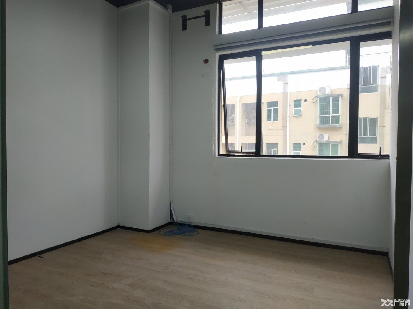 南头马家龙工业区80-2000平办公仓储直租 - 2