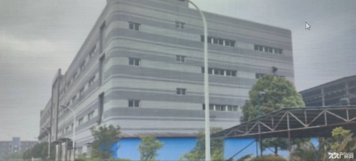 工业厂房（带1栋宿舍楼），还有25亩可供开发，靠近南昌机场。 - 2