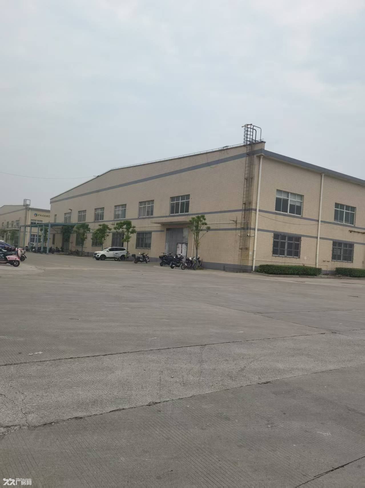 南汇10000平独栋厂房出租有航车适合机械五金生产加工物流快递仓库配送 - 5