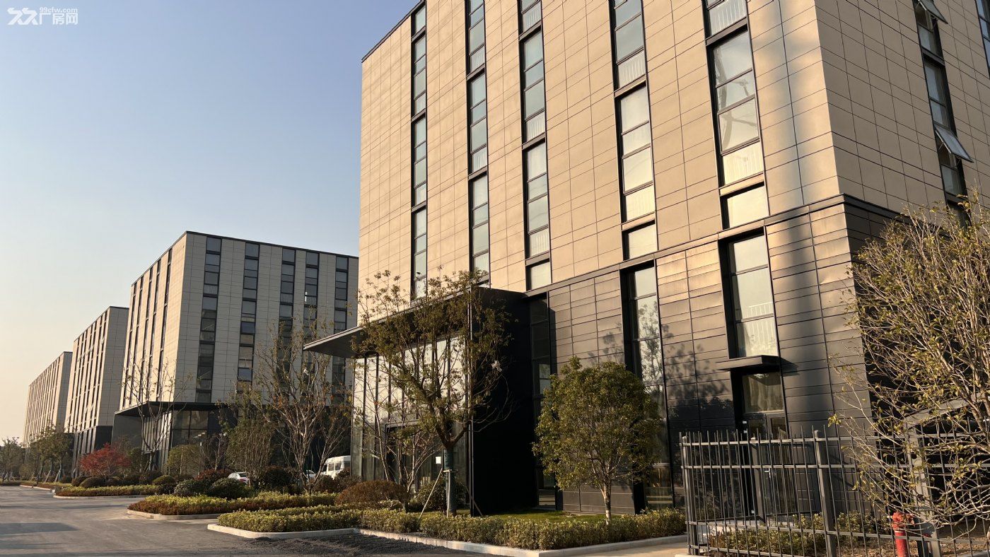 开发商直接销售,全新50年产权花园式厂房,总部办公+生产