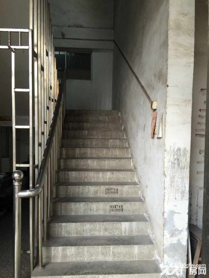 锡北镇八士小型厂房招租