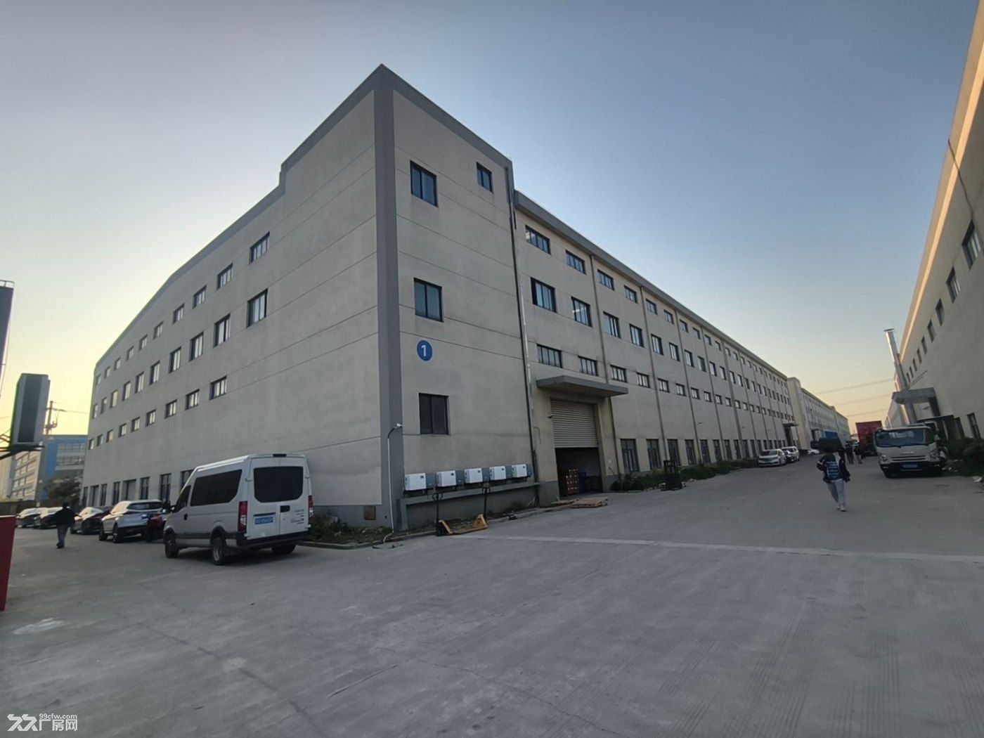 辉商工业园区厂房对外出租 - 6