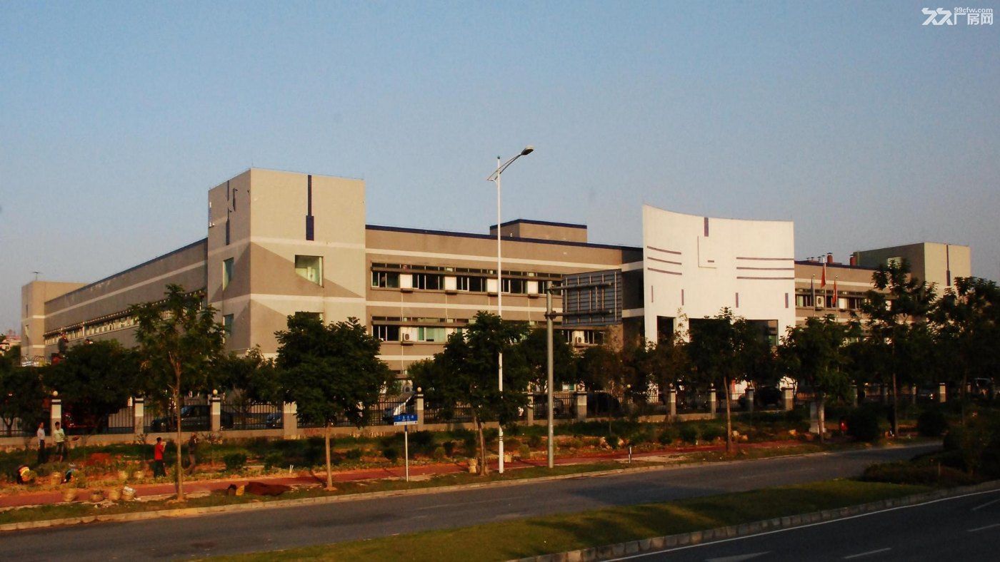 东莞市凤岗镇76000平米独院厂房出租