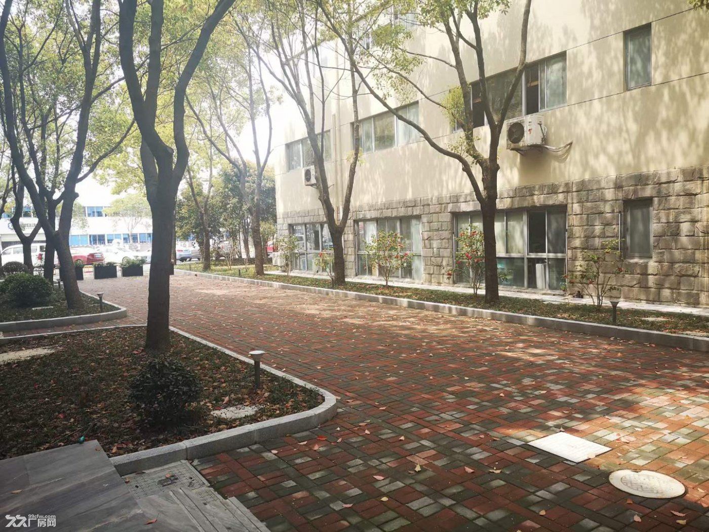 出租张江外环口 仓储办公 电商物流 快递 检测 研发 场地大 - 5