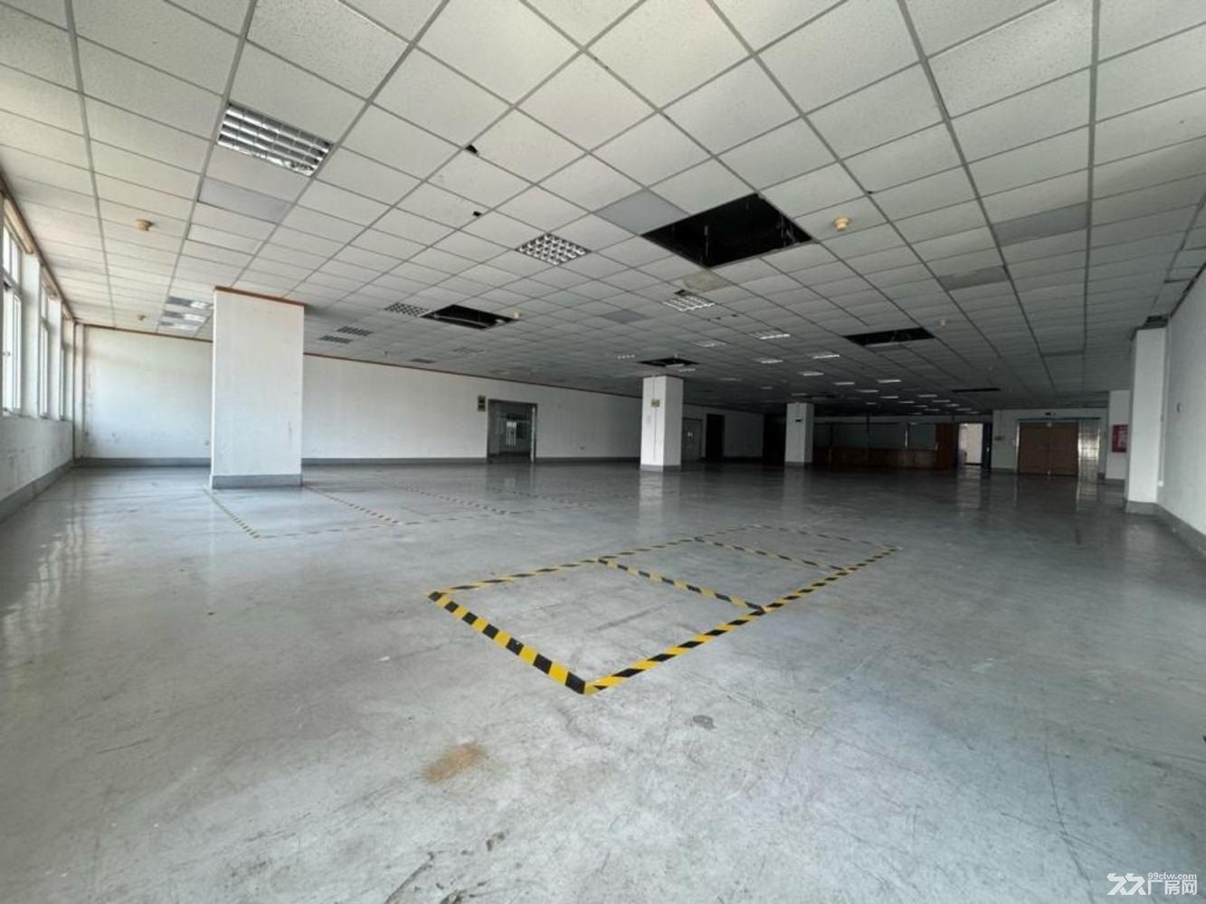 金桥核心区域工业厂房招租，毗邻地铁21号线 - 5