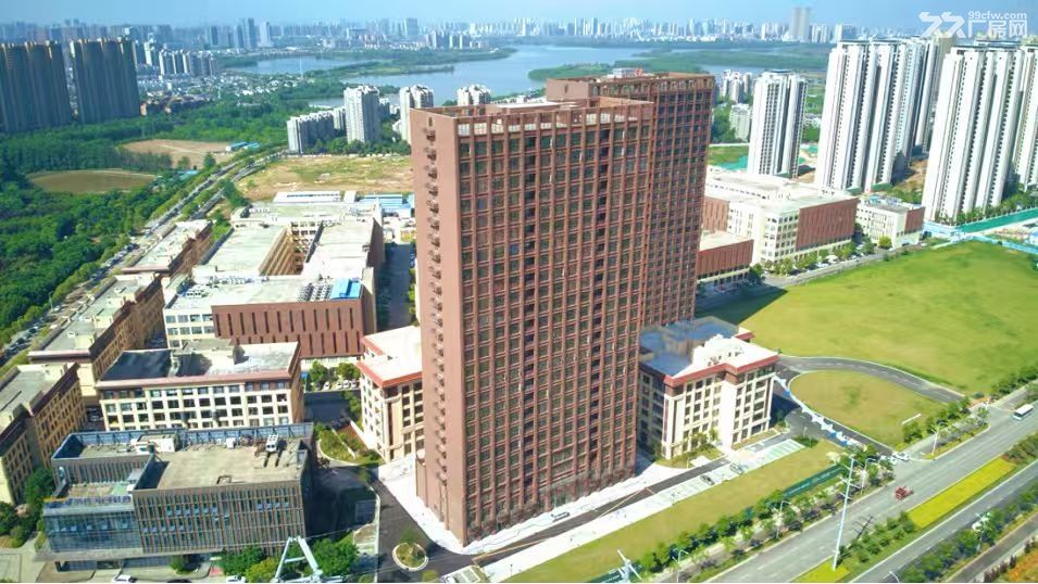 地铁口花园式厂房 首层7.9米 单一楼厂房出租出售 配套齐全 交通方便 - 4