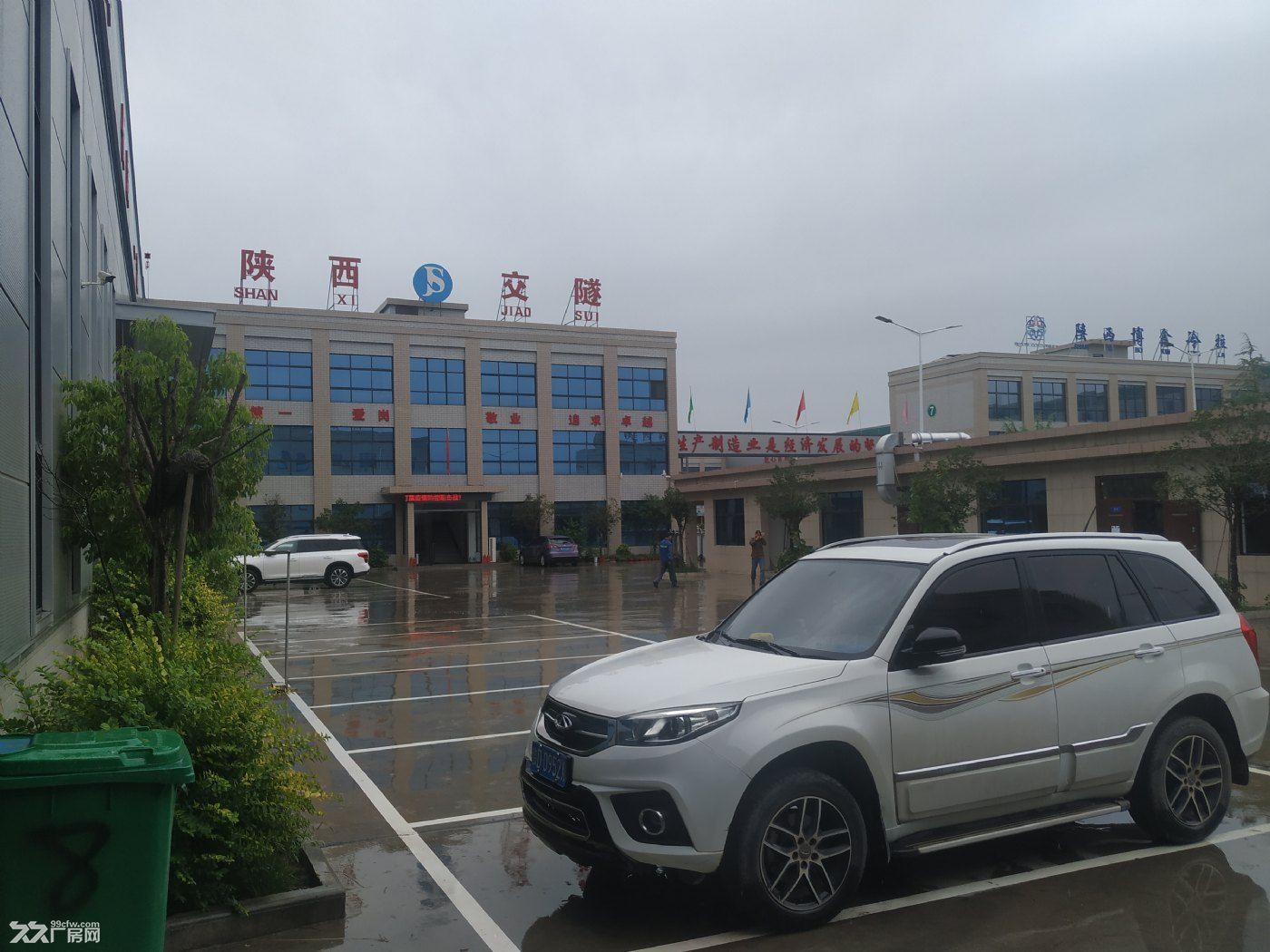 (独院!现房!)标准化工业园区,单层钢构厂房带办公楼精装宿舍,赠送庭院 - 6