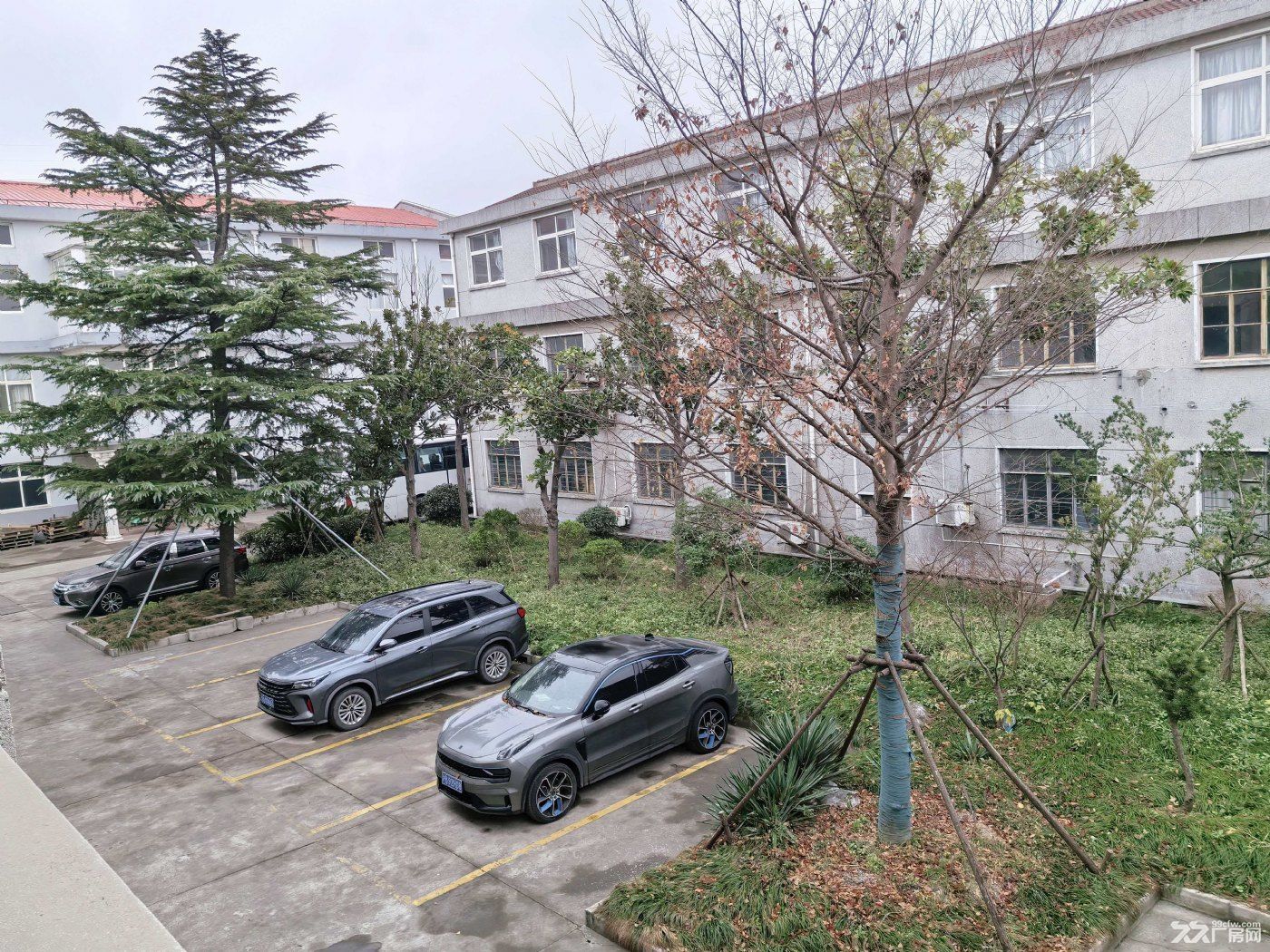 下沙路与航都路交叉口8000㎡ 厂房出租 可分租 - 2