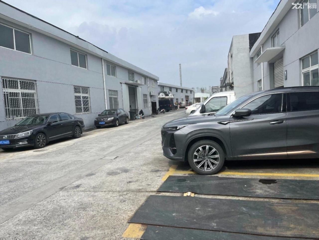 房东出租:黄渡 原房东小独栋 层高8米带一间办公 门口带场地 大车好进 - 6