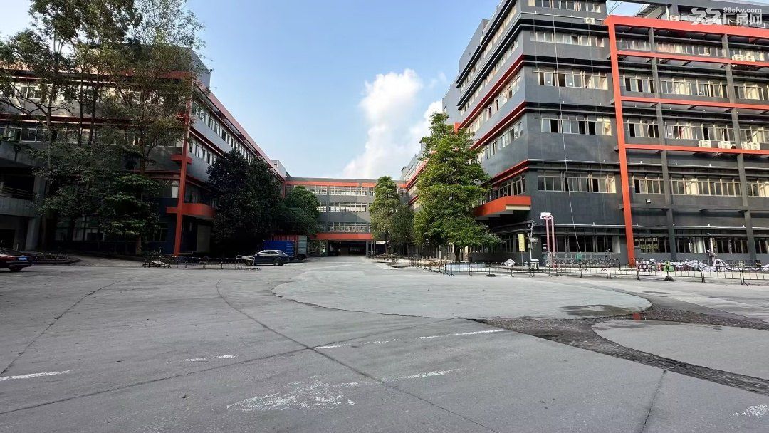 龙华大浪元芬地铁口楼上500平厂房出租 - 2