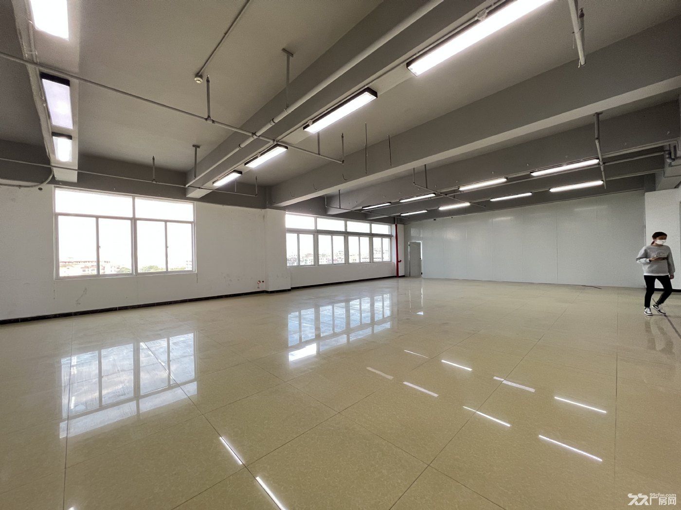 宝安沙井100平起租可分租原房东精装修厂房仓库园内有无尘车间一楼和楼上低价出租 - 4