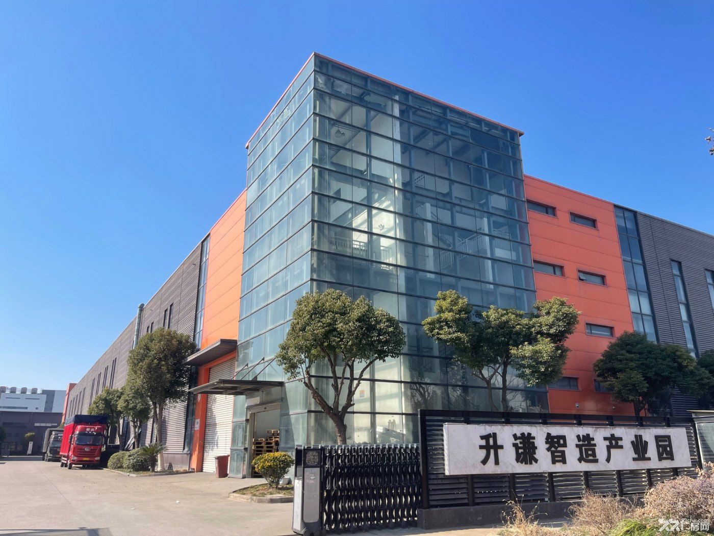 临港新片区园区直招6600平米 - 4