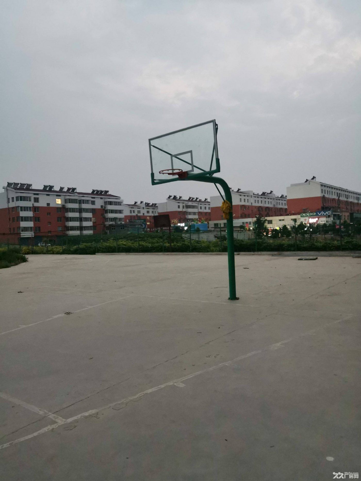 闲置楼房、厂房、仓库带院出租占地25亩