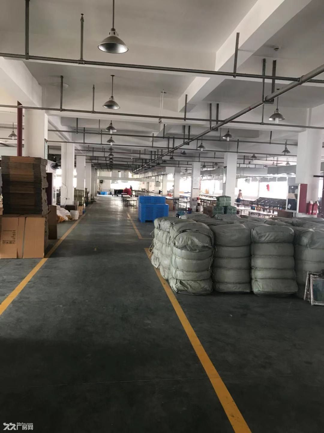 厂房出租：福鼎工业区厂房12000平米出租位置好院子大。
