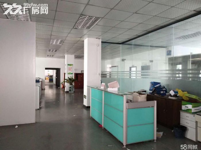 龙岗中心城精装修二楼电梯厂房1200招租! - 2