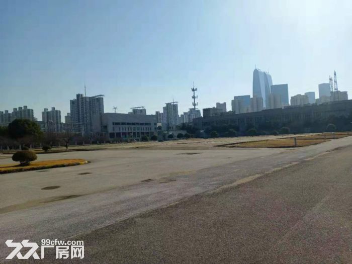 A苏虹西路2000平标准厂房 空地大 车位充足