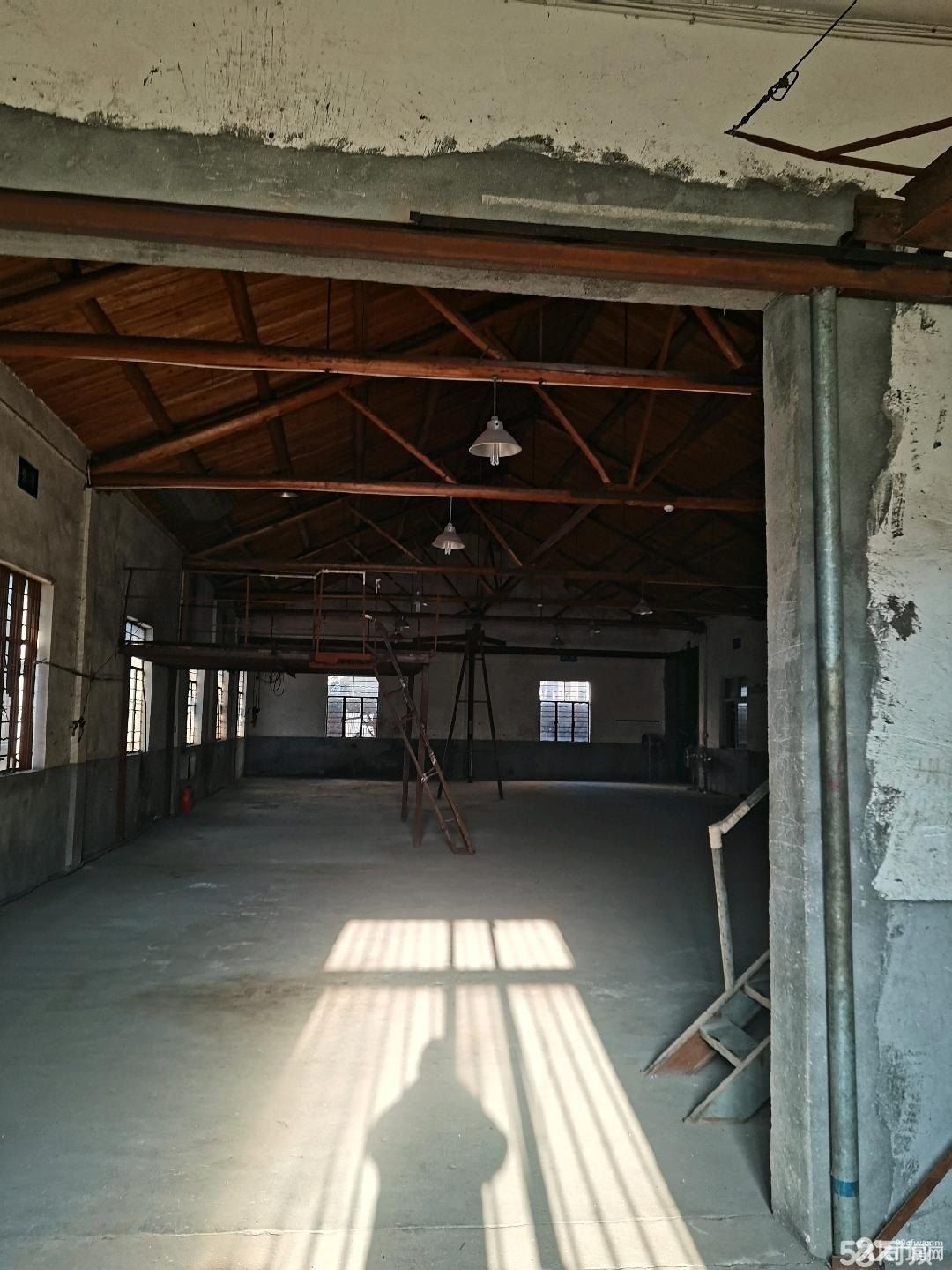 慈溪市新浦镇西工业区新胜路南100米厂房出租