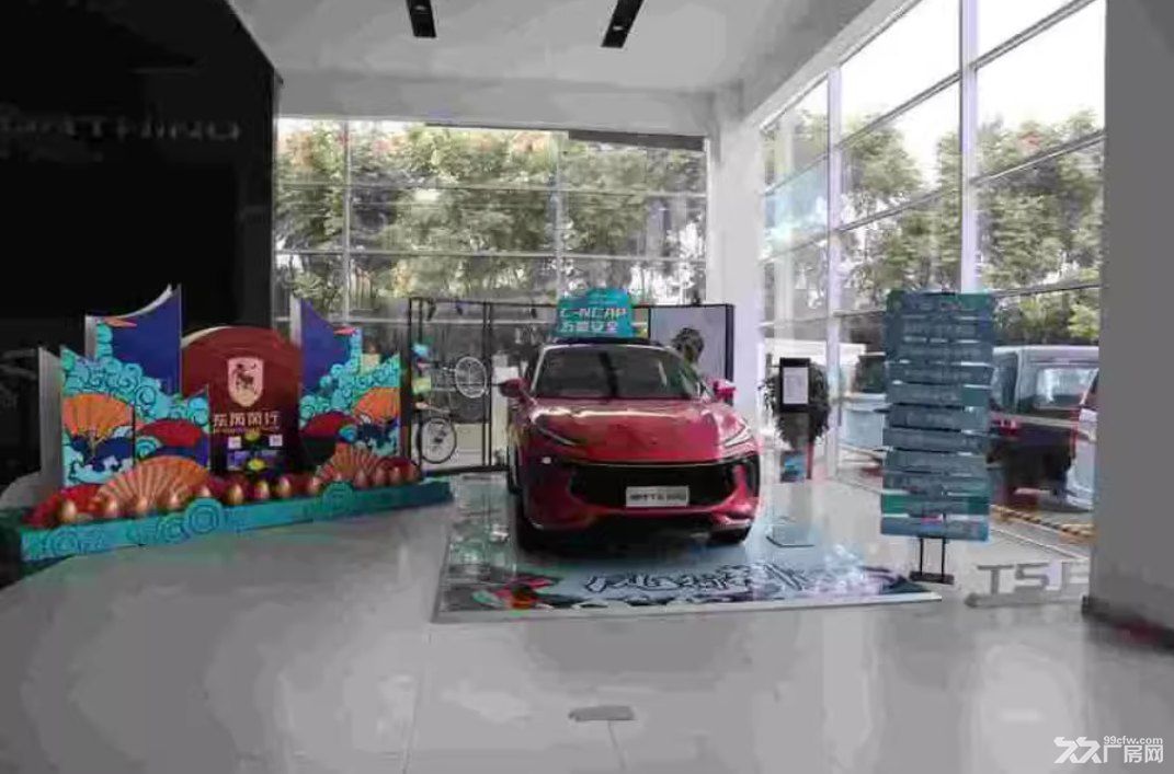 出售荆门市掇刀区迎春大道宜洋汽车后市场临街4S店厂房2栋 - 4