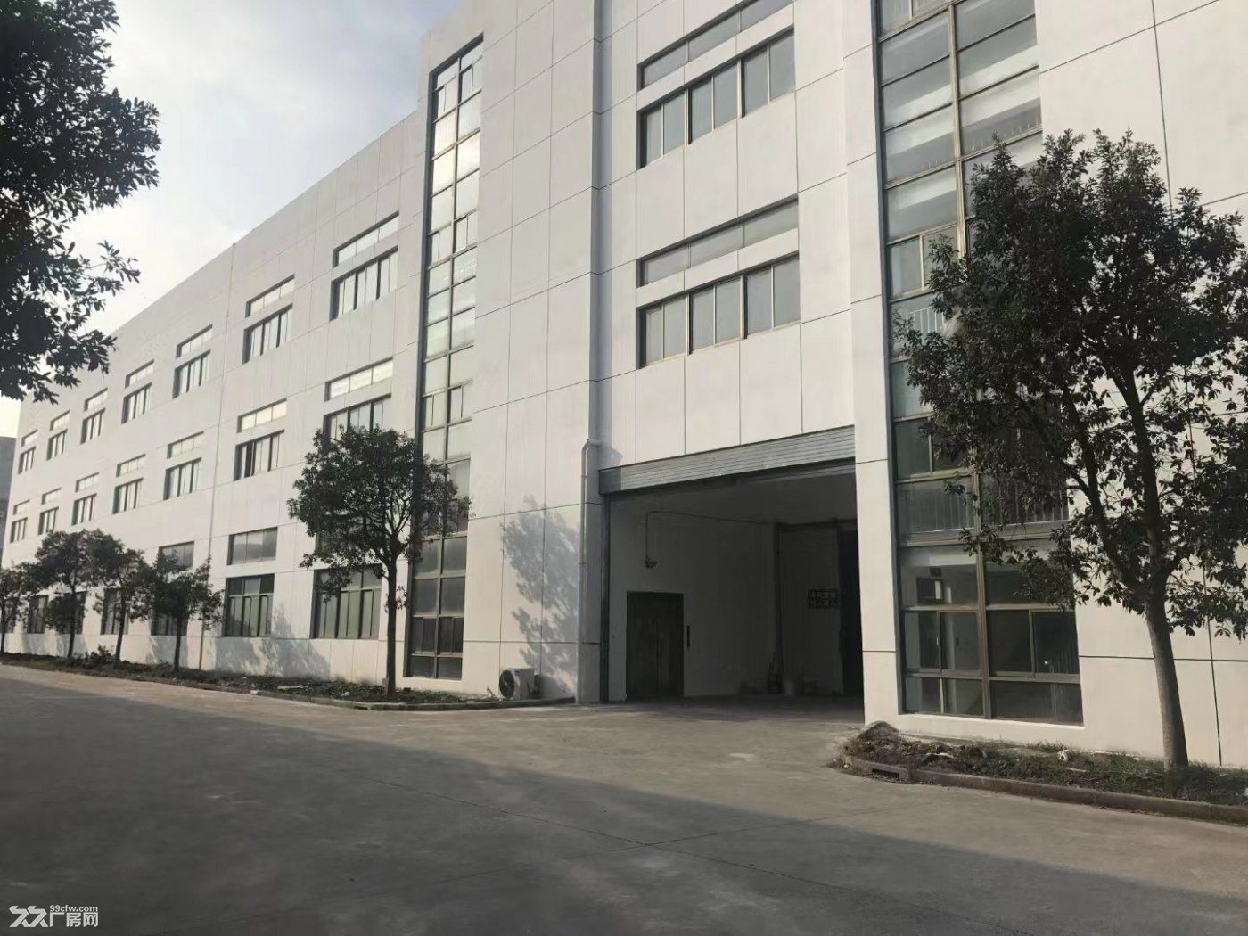 出租104板块,适合生产加工和仓库物流等行业,全新装修。 - 6