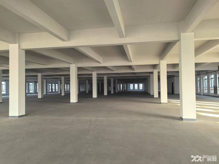 蛟川厂房4000一楼有行车首租 - 2