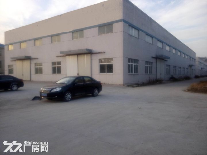 陶吴2000平米好厂房现对外急租。单层厂房,层高10米,带有