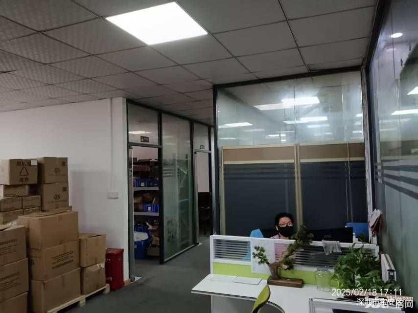 福永地铁站旁楼上精装修厂房出租