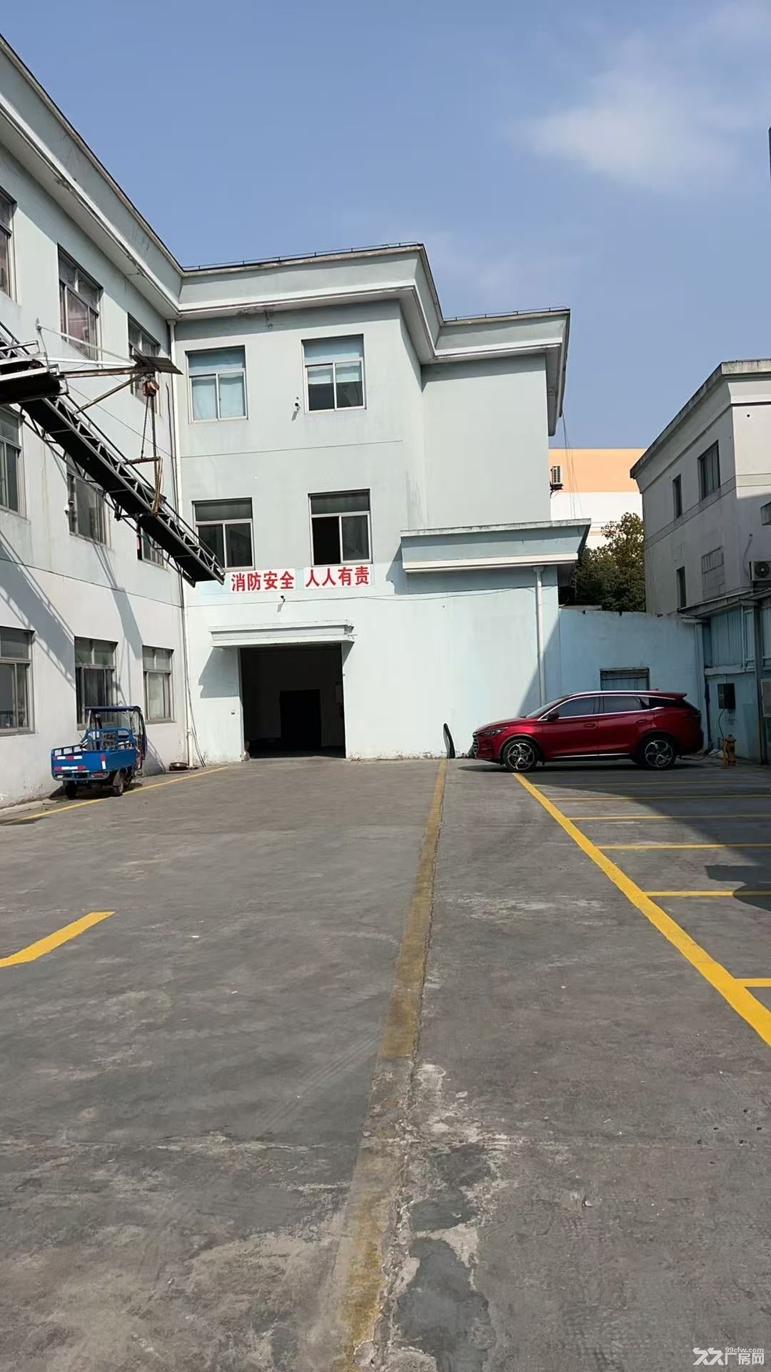 福全工业园区标准厂房二层1500方出租 - 2