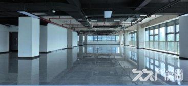 西安兵器工业科技产业基地距市政府所在地约18km  距咸阳机场约26km