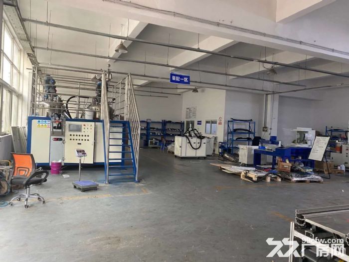 AA唯亭一楼720平标准厂房 可分租 靠近地铁口