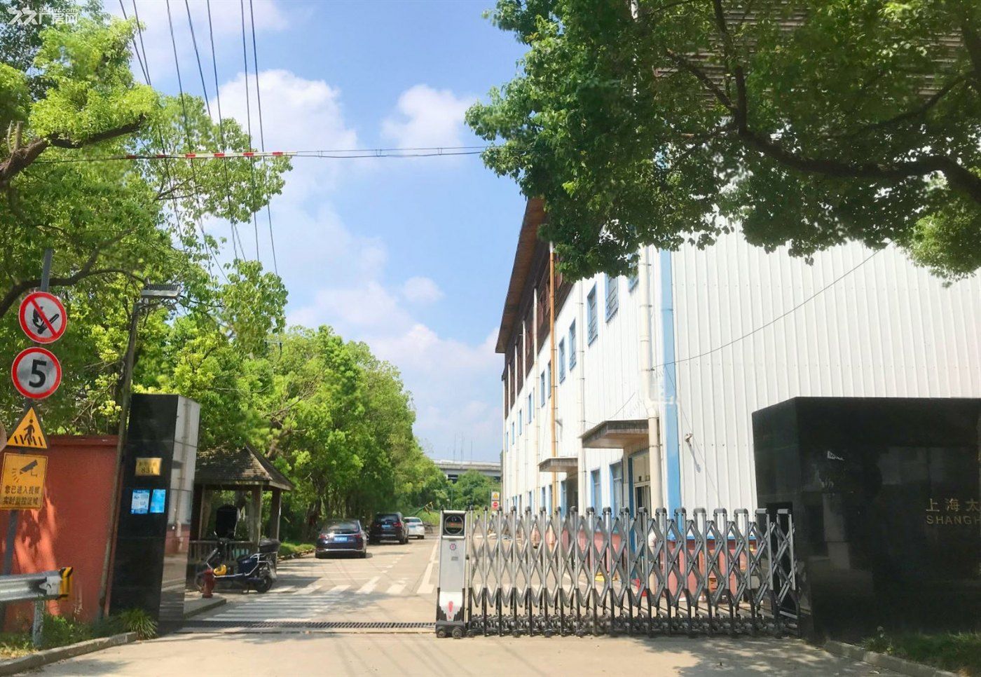 江桥房东直租层高21米独立园区适合大型仓储办公电商展厅可分割