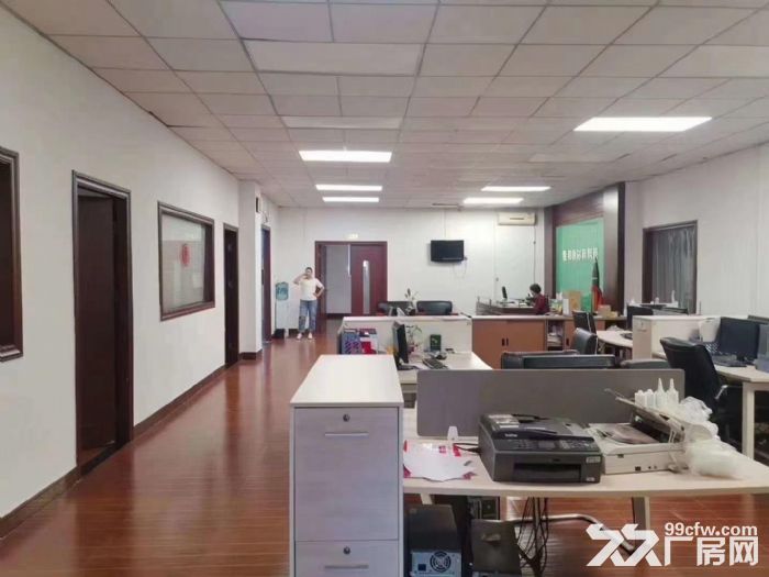 龙岗平湖富民工业区独院厂房4800平，带办公室，可分租 - 3