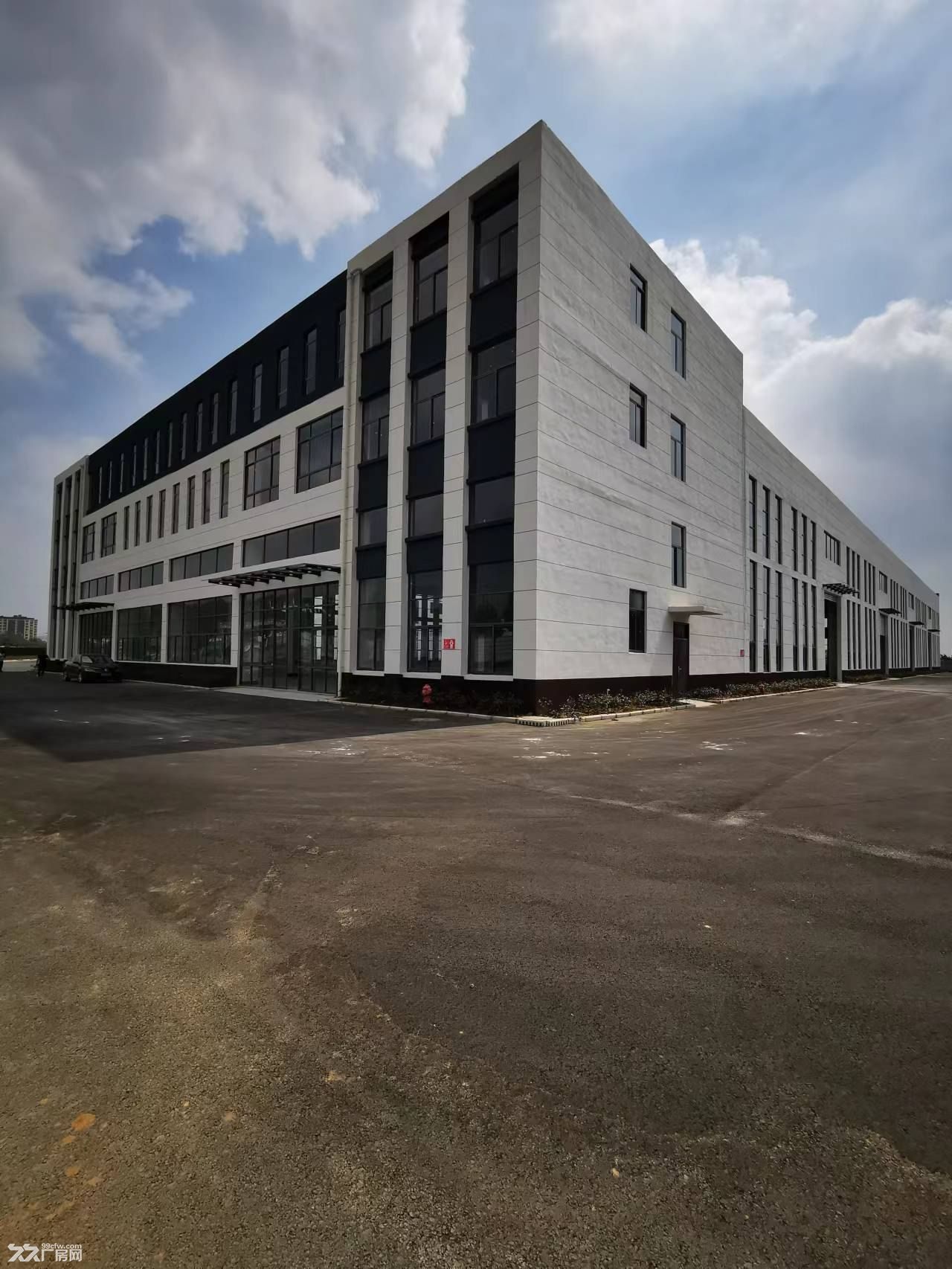 郯城李庄,机械园区,全新13.5米单层厂房出售 - 3