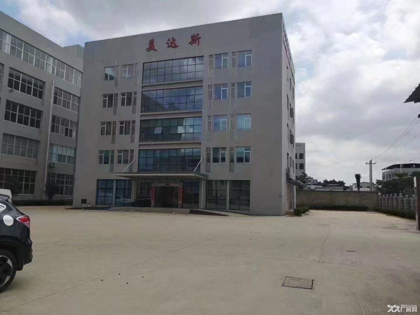 标准厂房出租+钢构+办公室出租