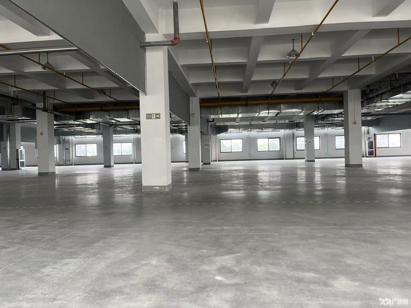东湖高新区光谷七路2460㎡仓库直租 - 6