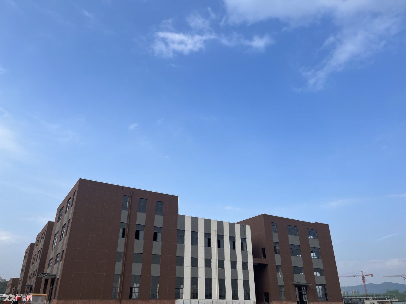重庆科学城园区厂房,带花园带露台现房出售 - 4