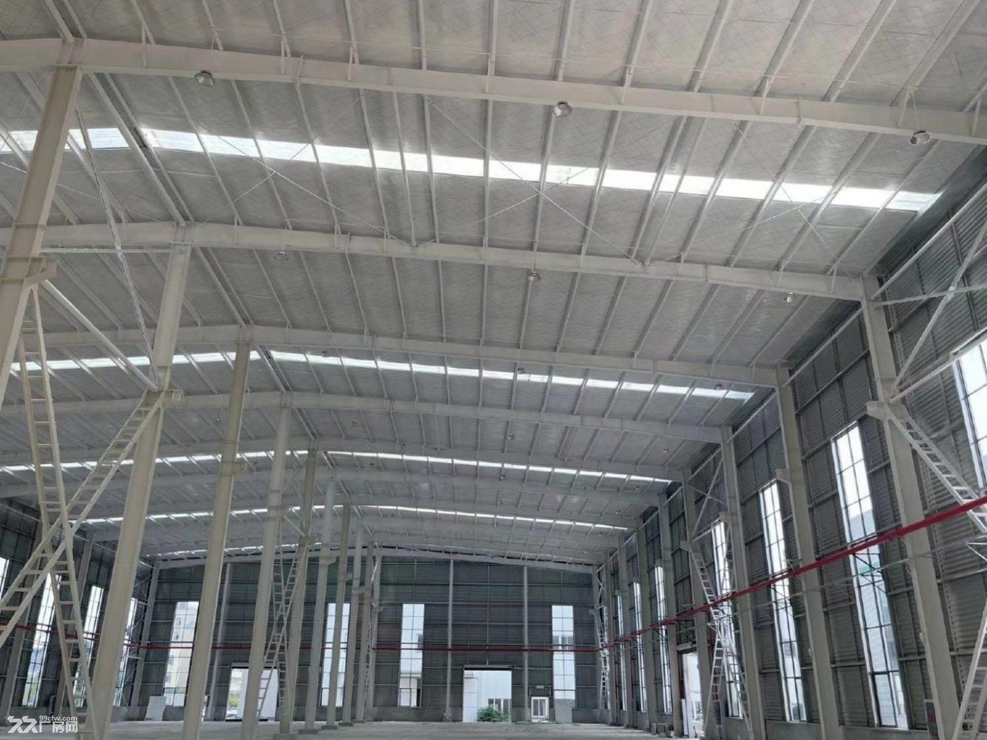 房东直租)江夏大桥4900平全新独栋厂房,带行车 - 4