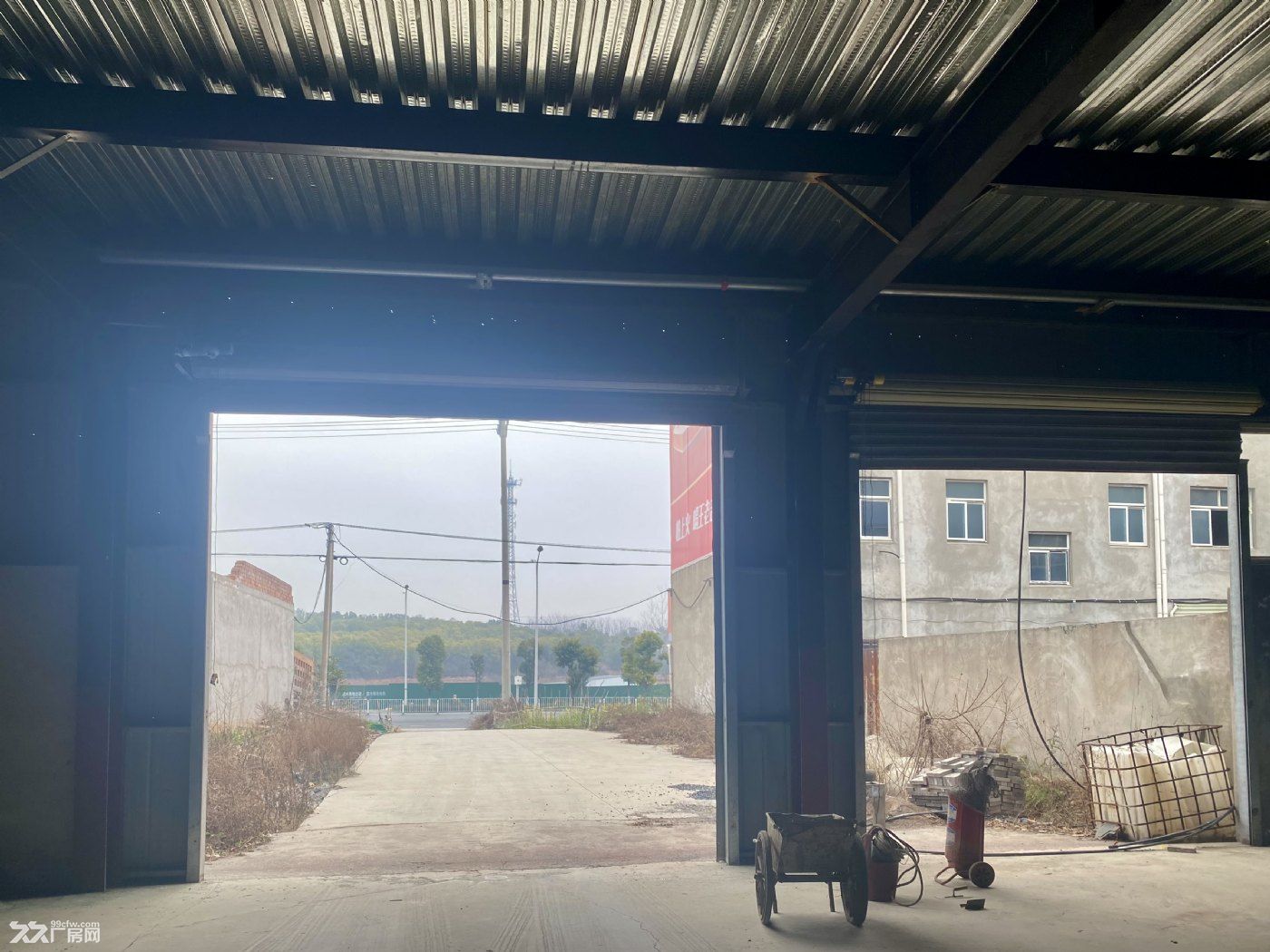 湖北省荆门市掇刀区G207(荆东大道)厂房门面出租 - 3