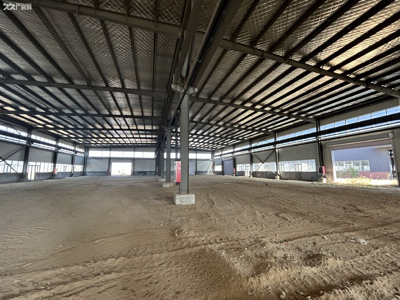 新建单层厂房带院子张建齐全 交通便利 - 3