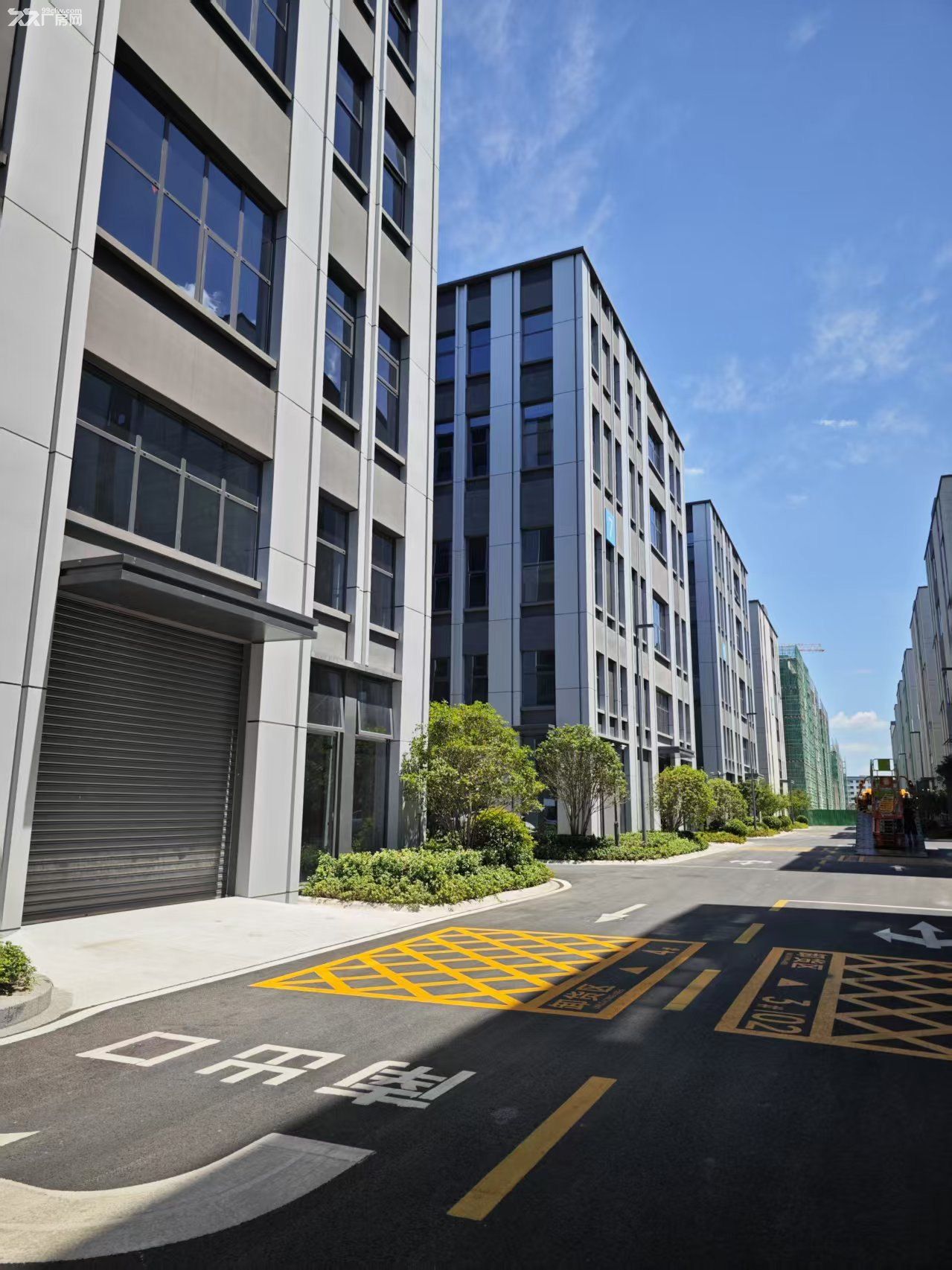 苏州(常熟)尚湖工业园区,2100平3层独栋厂房,50年产权 ,配套齐全