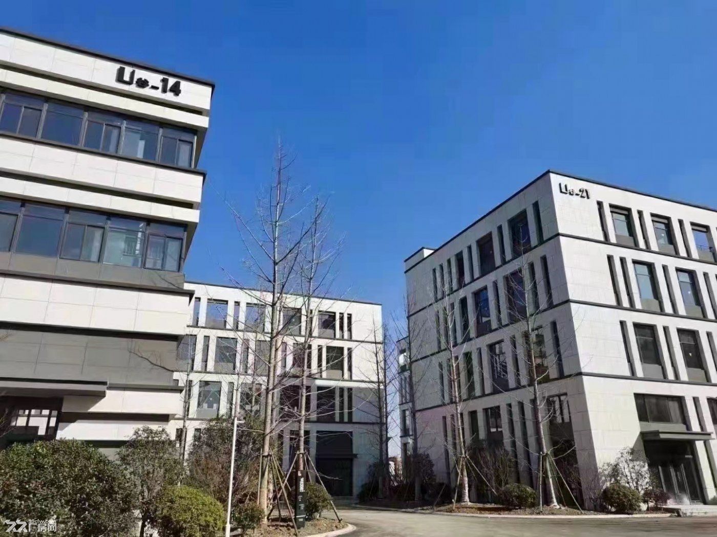 标准厂房,700-6000平,首付低,可按揭,国土50年产权 - 6