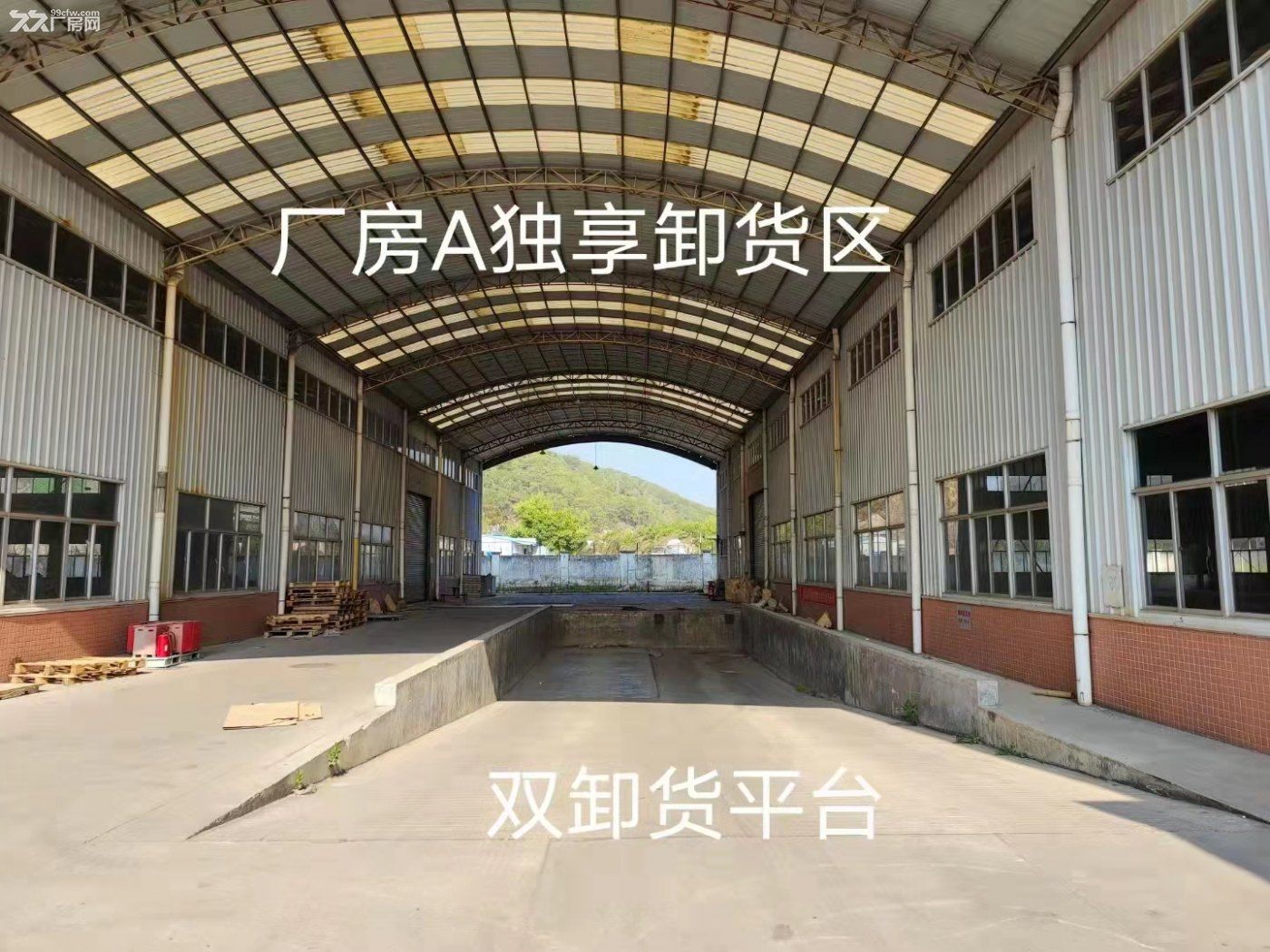 小金口独门独院花园式钢构红本厂房6000平方出租 - 2