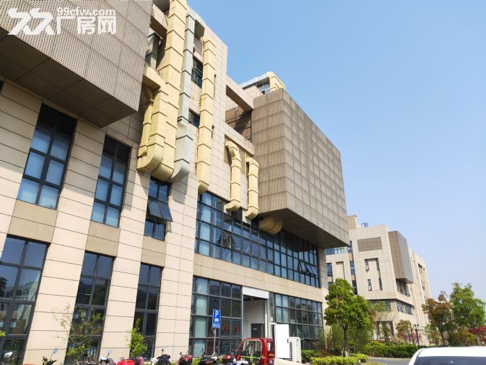 环评,能通风上下水!180平起,至900平办公厂房,2.1元