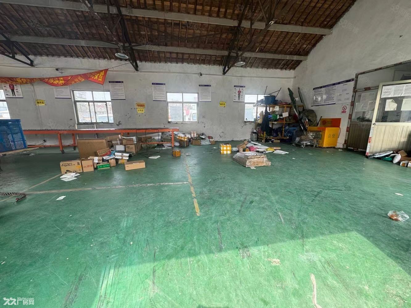 川沙六灶350平带一亩空地独门独院厂房出租 - 4
