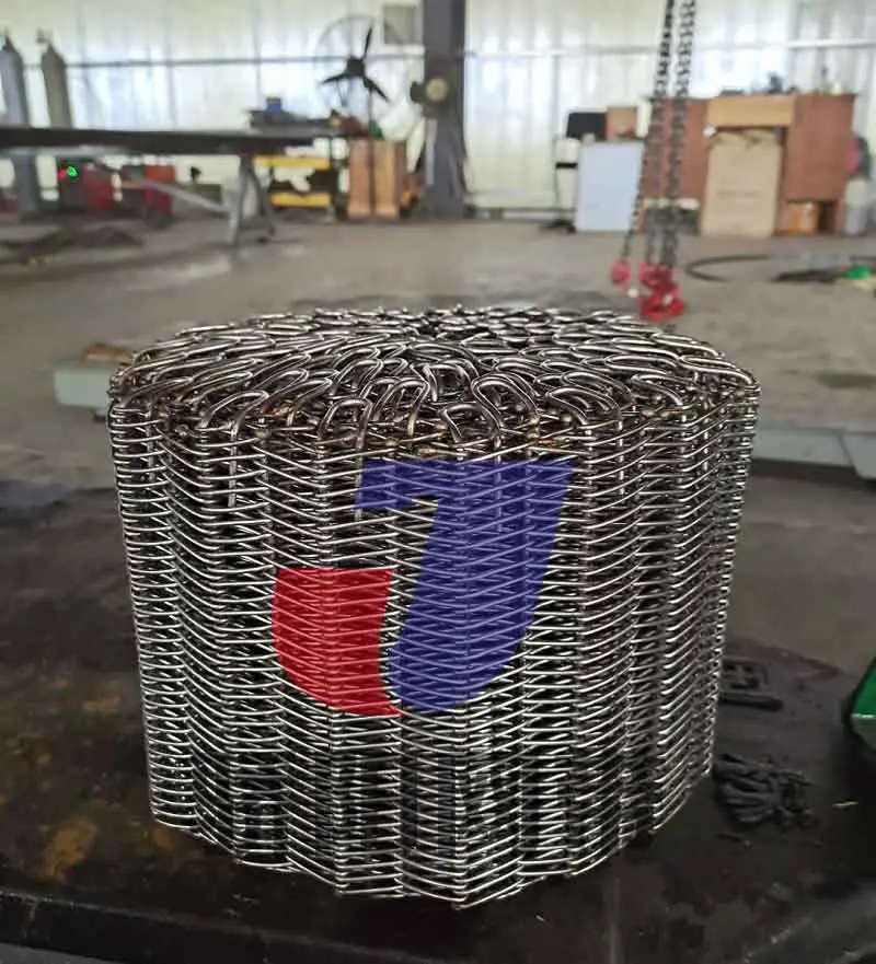 3288589972.jpg