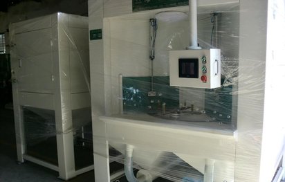 金华模具自动喷砂机 方向盘轴转台式喷砂机