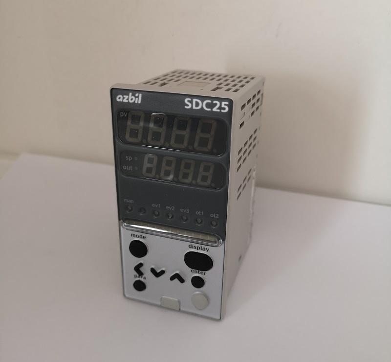 日本山武温控表 - 2