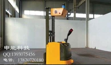 天津首台滚筒移载式激光导航AGV