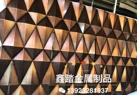 甘肃售楼处室外金属雕花特色景墙/不锈钢电镀仿古铜花格隔断