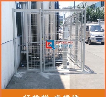 泉州焊接机器人围栏泉州安全围栏机器人 龙桥护栏专业定制