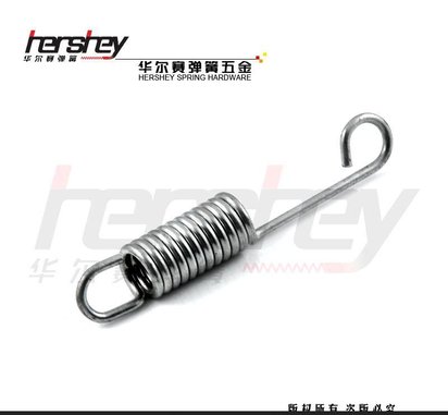 电镀镍拉伸弹簧,带钩拉伸弹簧,专业提供